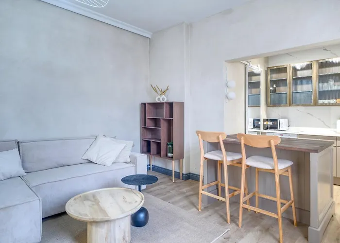 Apartament Gris
