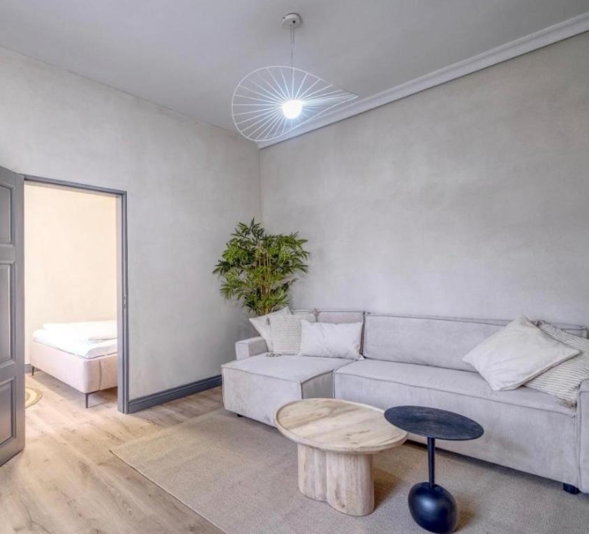 Gris Apartment